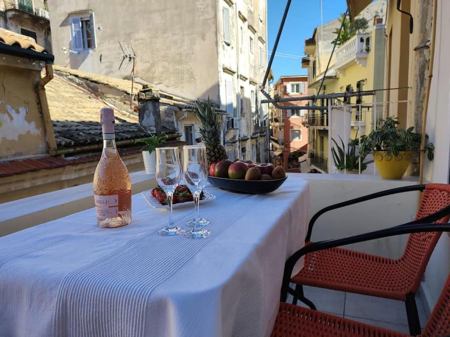 Mary'S Bright Apartment - Corfu Old Town Ngoại thất bức ảnh
